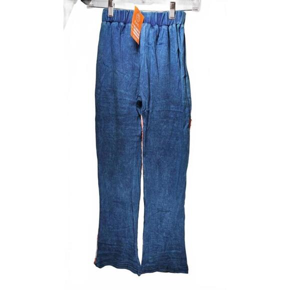 K.P.C. Women's Handmade Bohemian Embroidered Stonewash Blue Floral Pants Medium - Picture 2 of 11